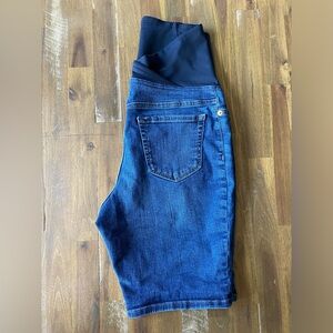 Isabell Maternity - Full Panel Jean Denim Bermuda Shorts, Size 6